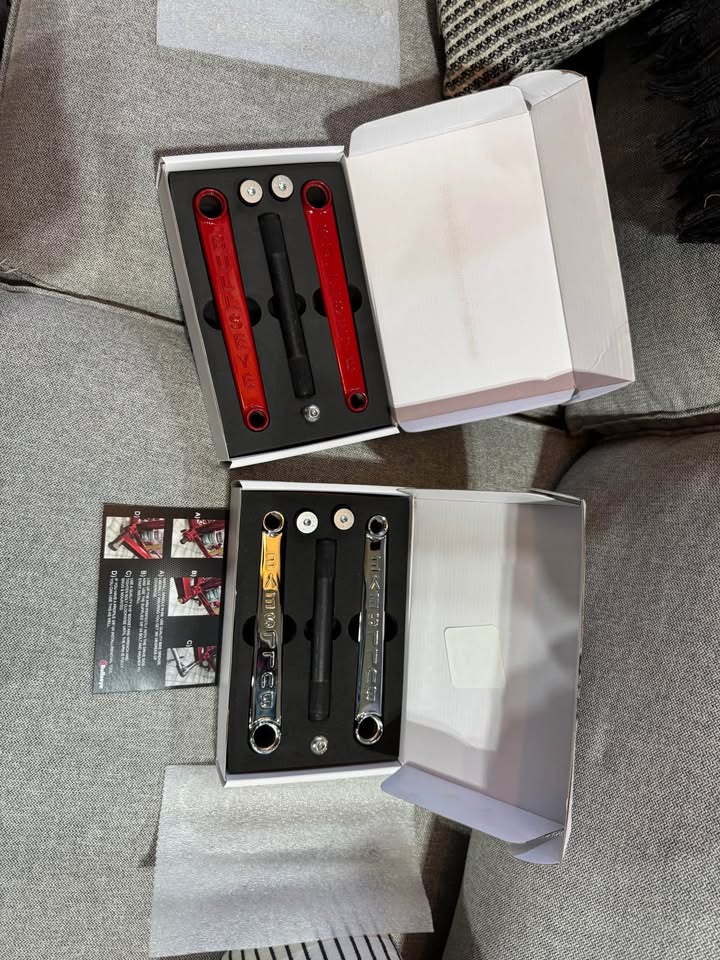 Retro BMX Bullseye Cranks. Red NIB