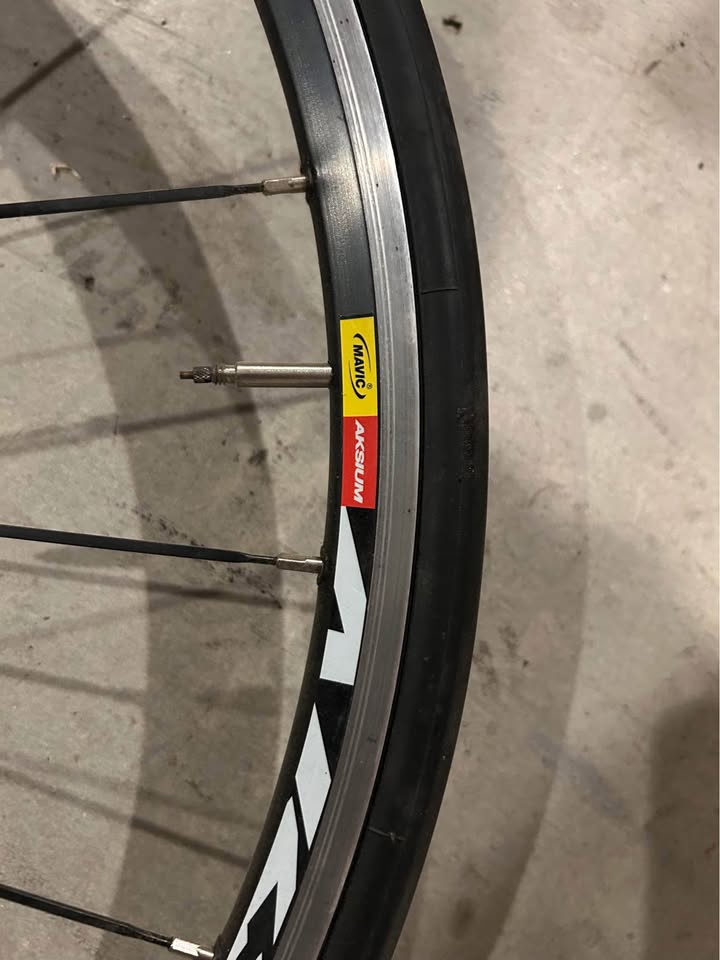 Pair of Mavic Aksium S[hidden information]C 700C bike wheels and tires